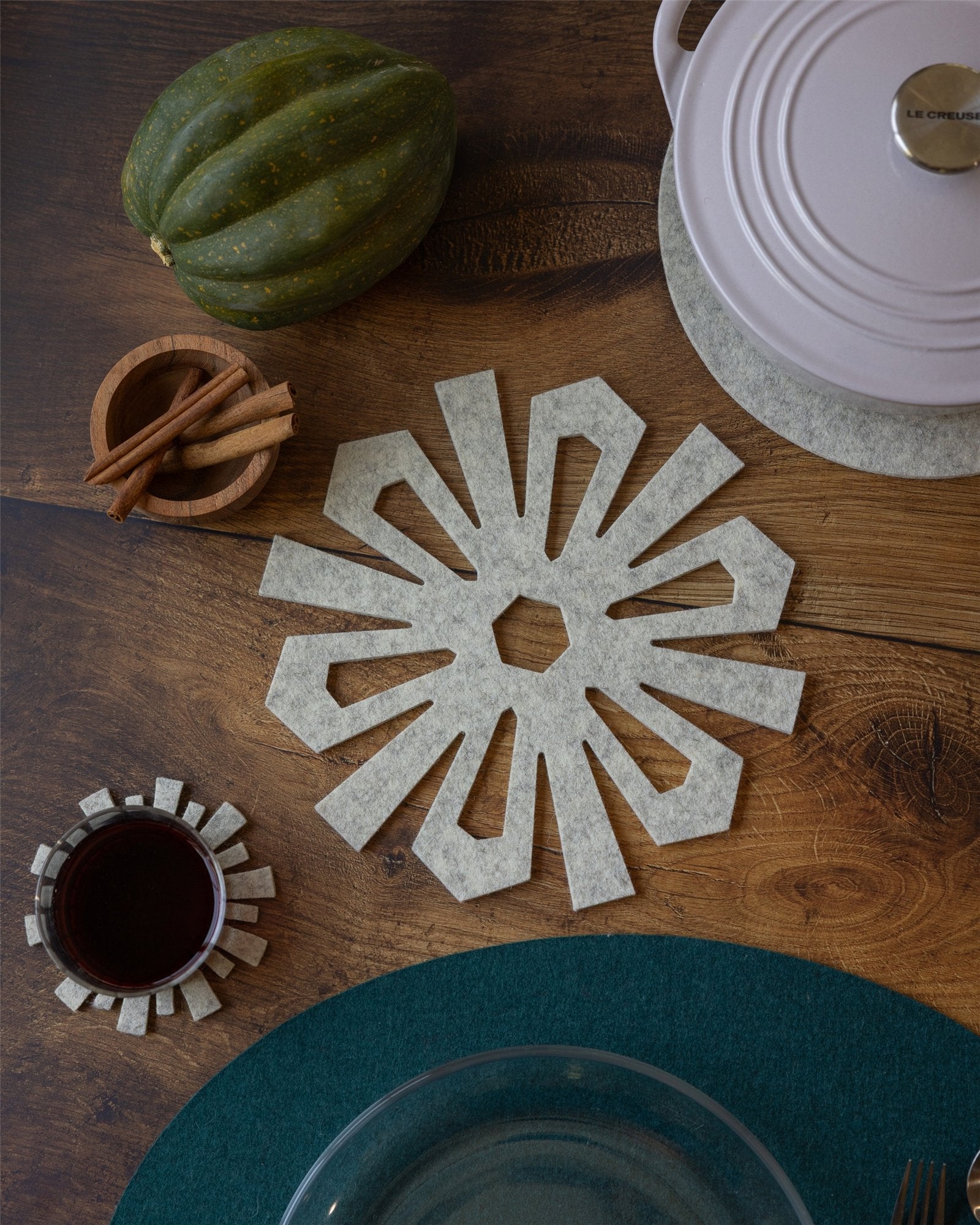 Merino Wool Snowflake Trivet | Heather White