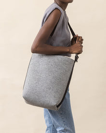 Campus Merino Wool Tote | Granite
