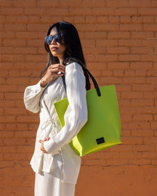 Holiday Hana Merino Wool Tote | Pistachio