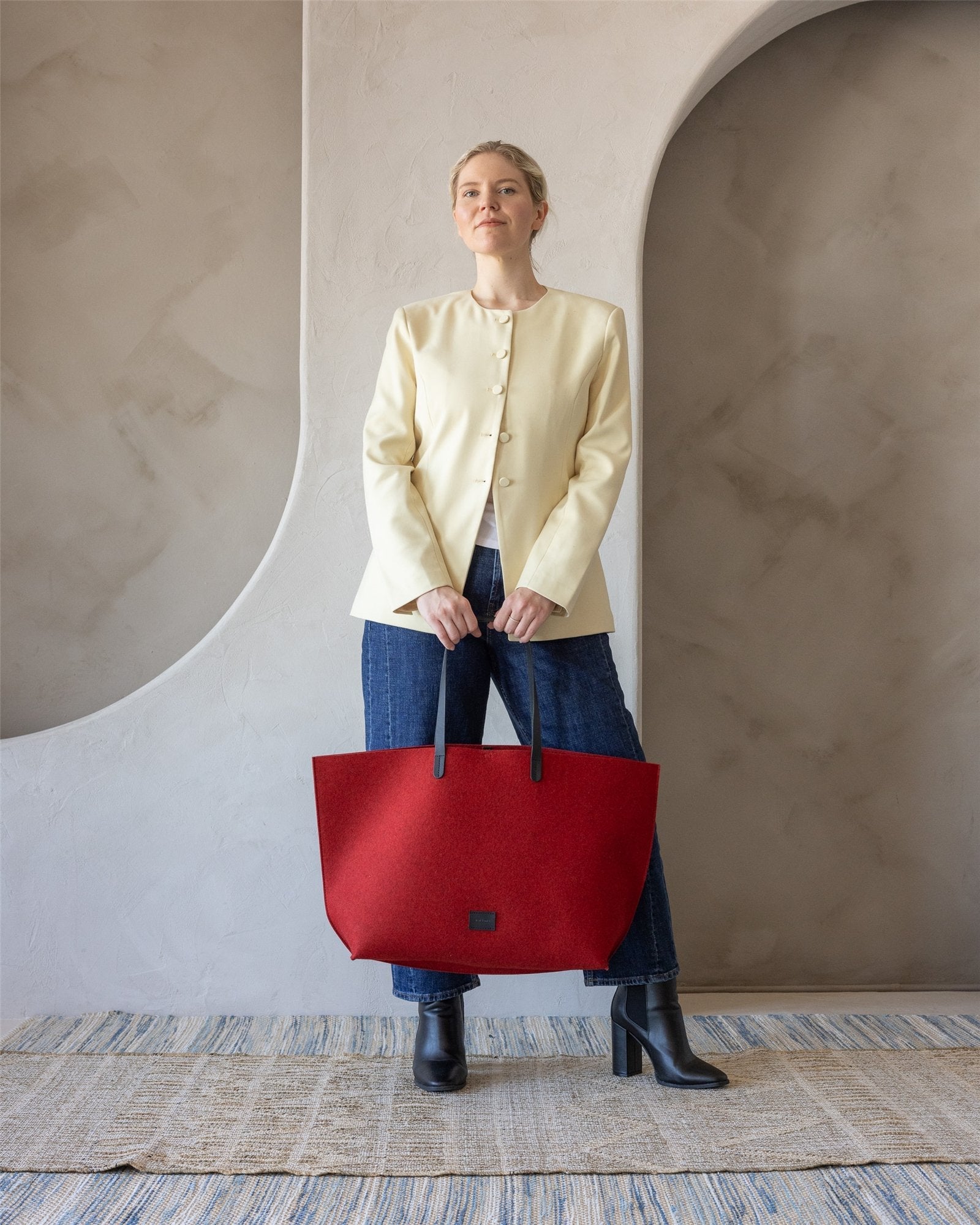 Hana Merino Wool Boat Bag | Cherry