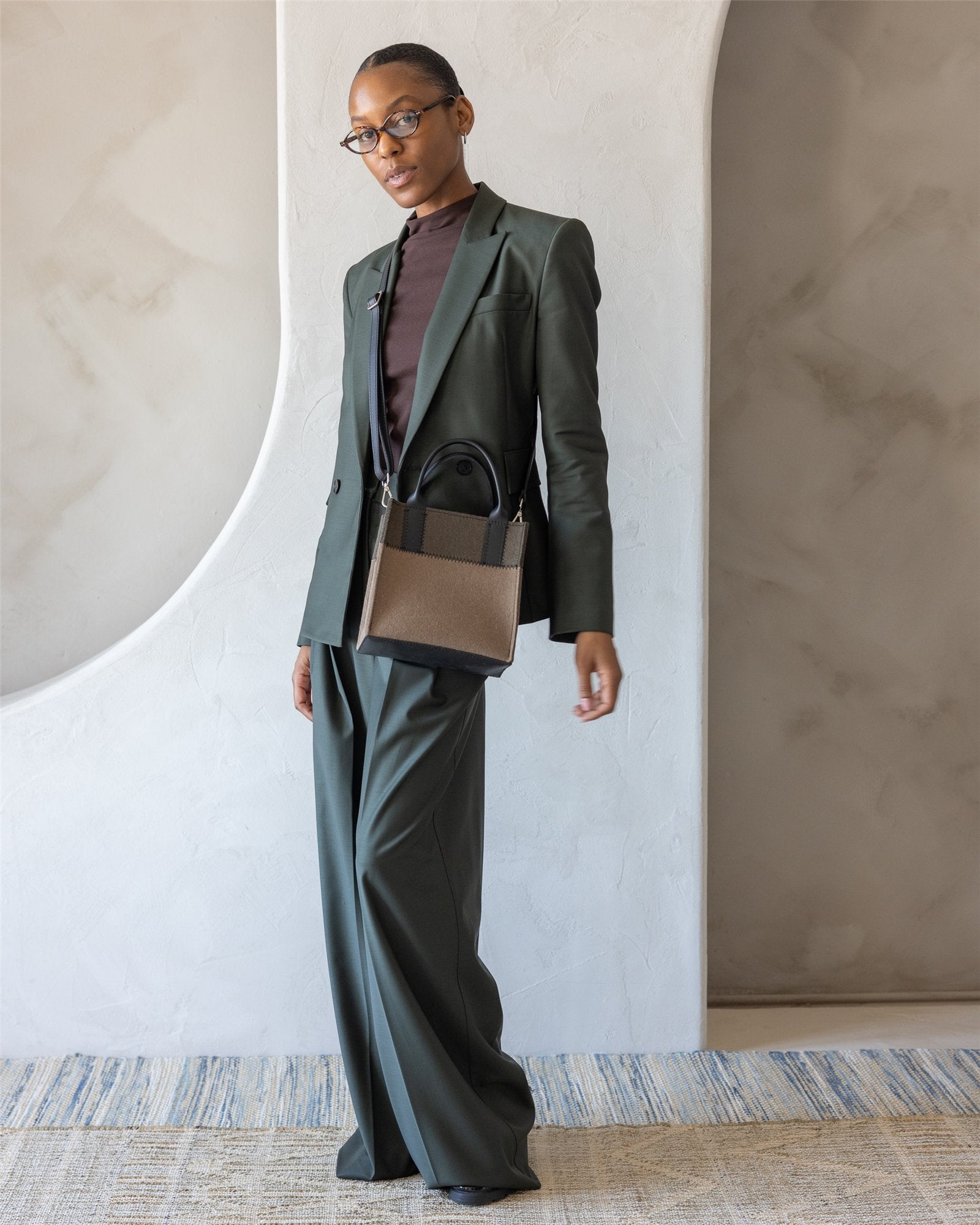 Jaunt Merino Wool Crossbody | Cumin x Tobacco