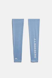 Enzo Golf Sleeve in Rain Washed by J.Lindeberg