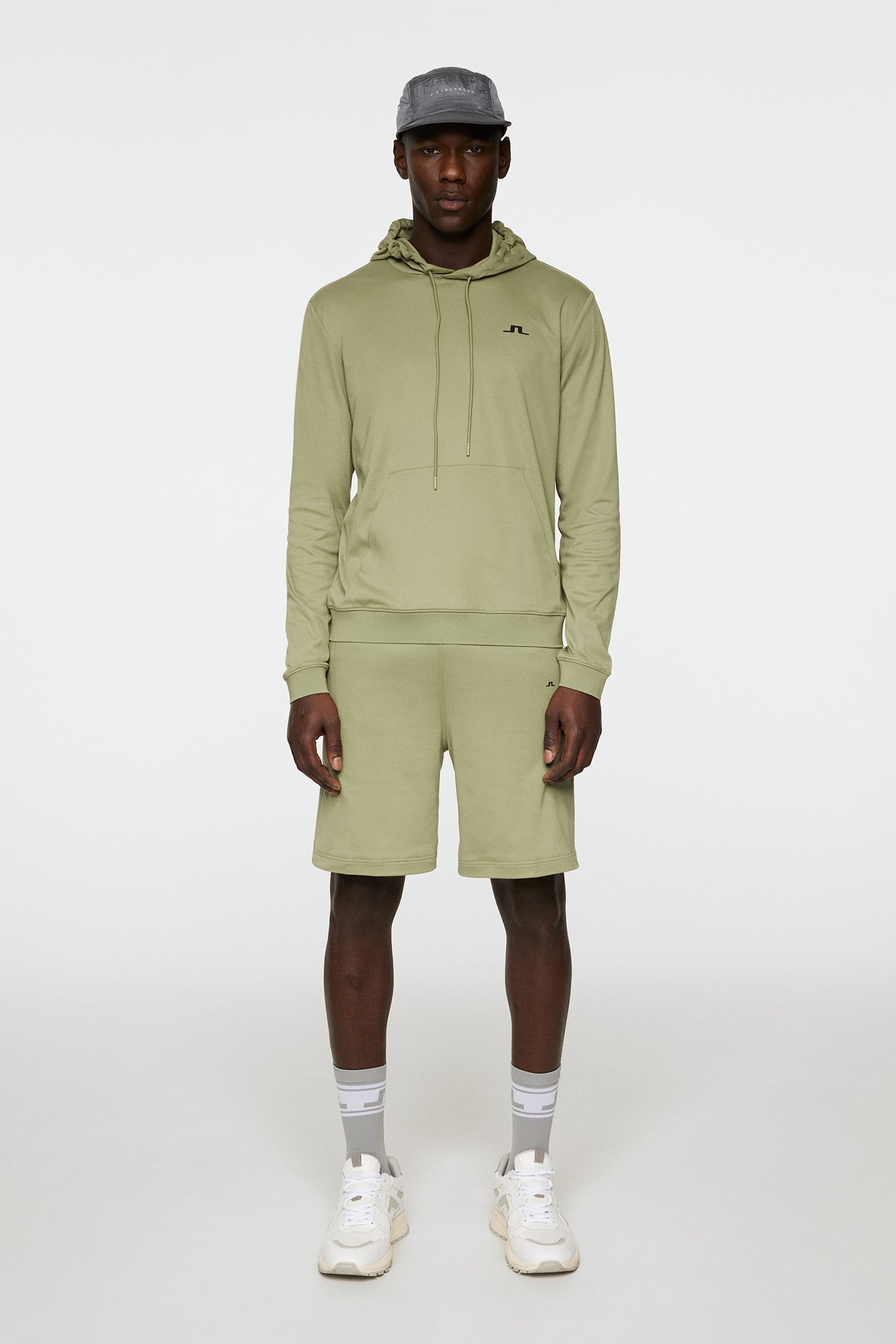 Men | Roland Hood | Oil Green (V2)