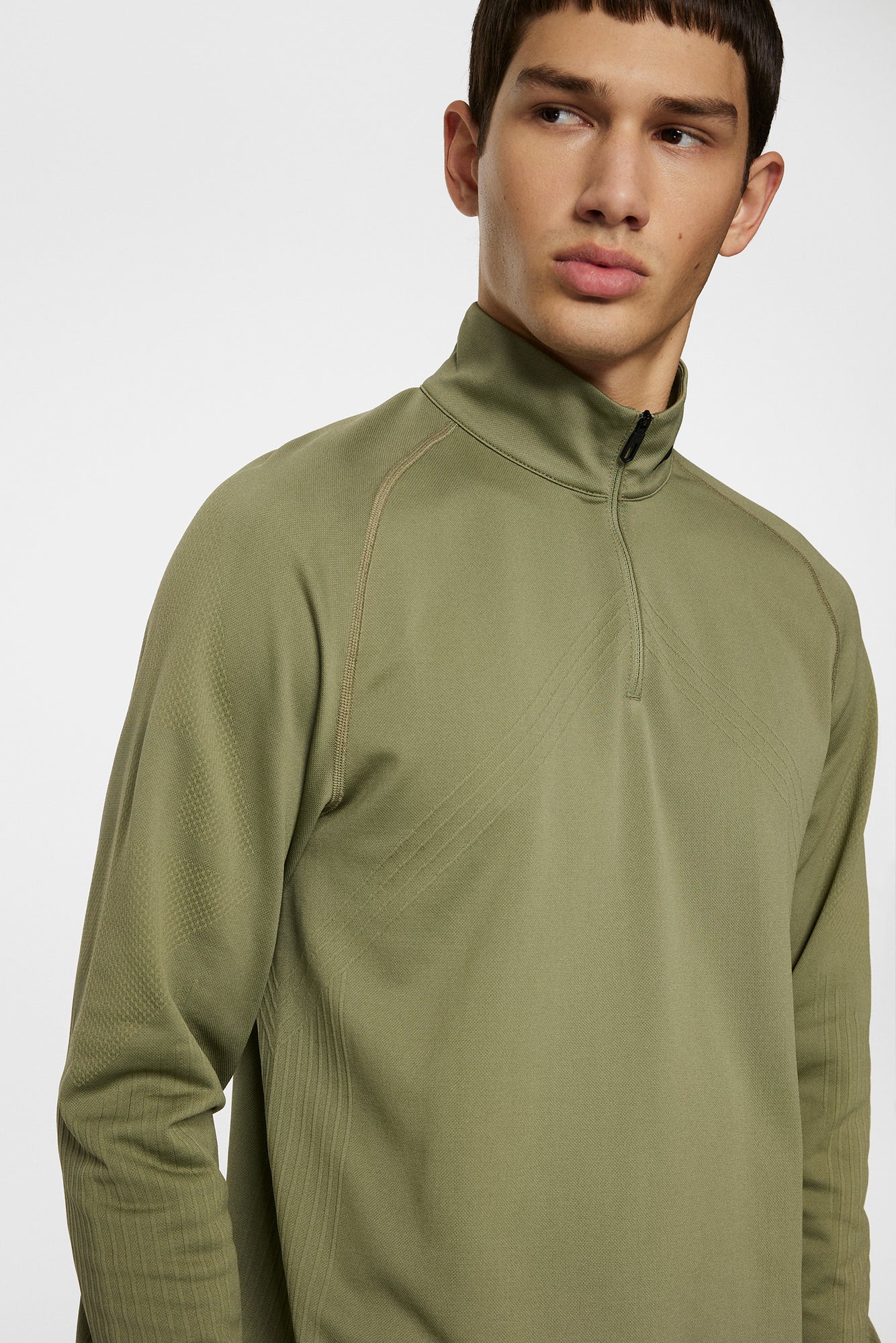 Men | Fay Seamless Mid Layer | Oil Green