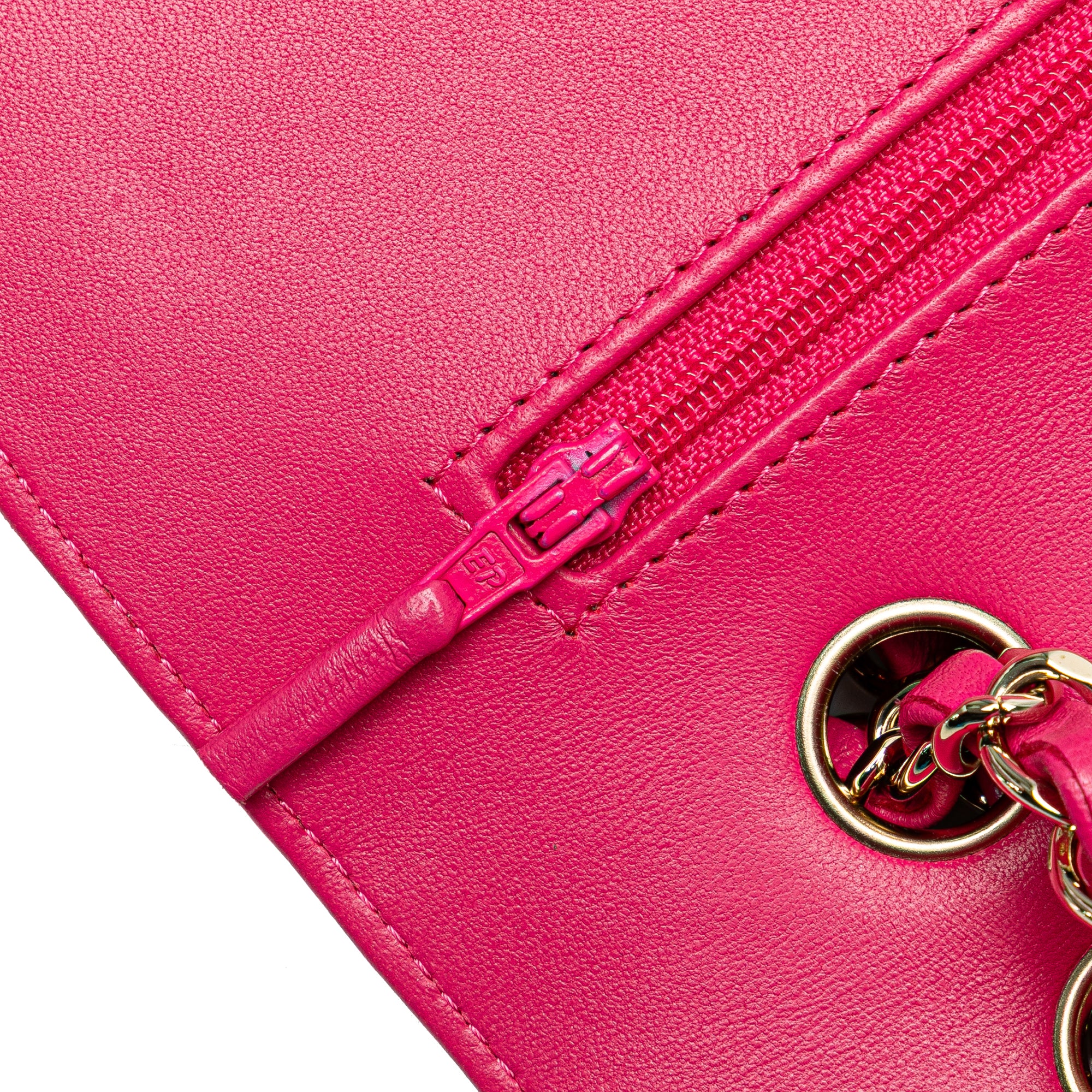 Chanel | Pre-Owned Medium Classic Chevron Lambskin Double Flap - IV | Pink/Blush