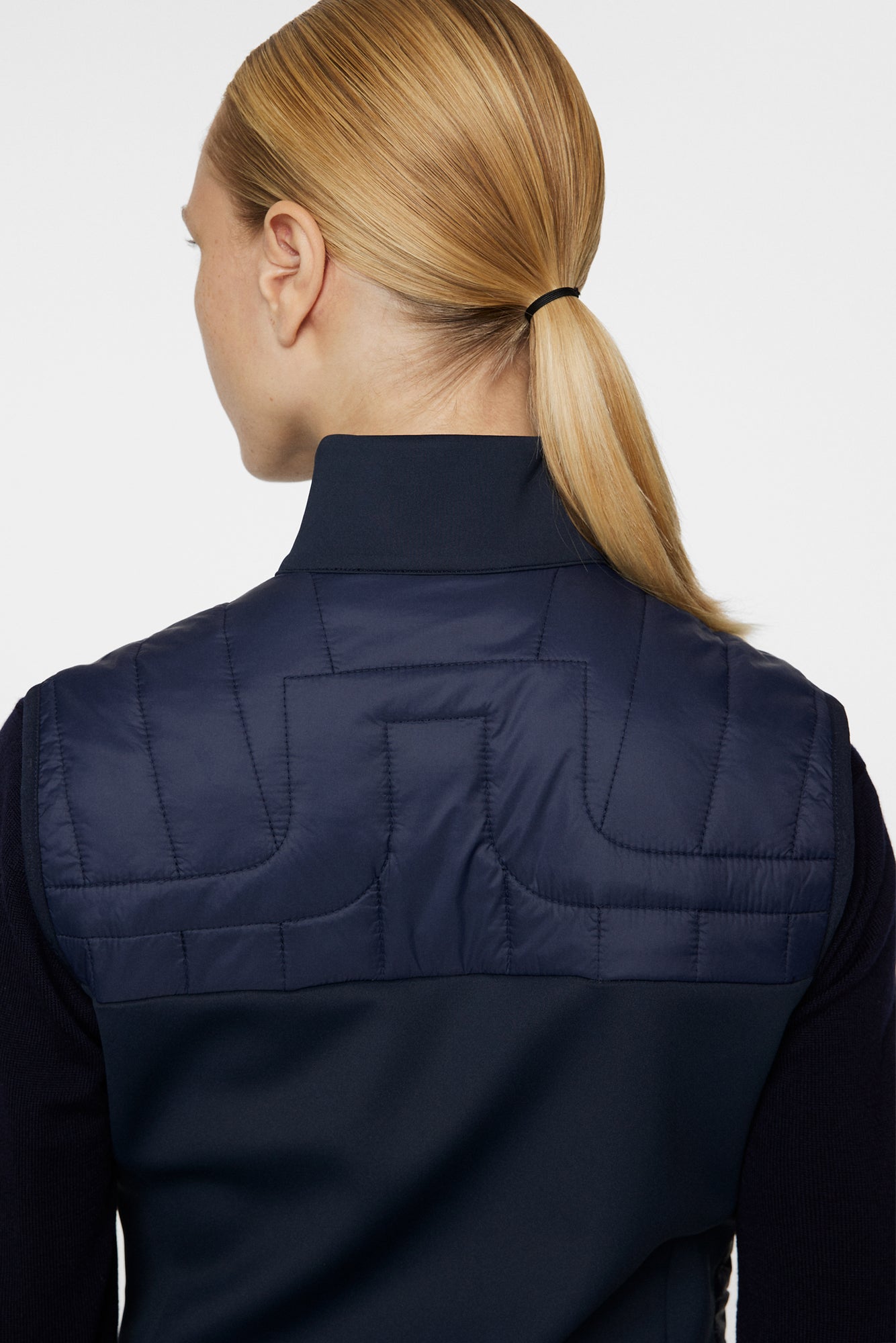 Women | Holma Quilt Hybrid Vest | JL Navy