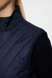 Women | Holma Quilt Hybrid Vest | JL Navy