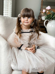 Girl | Coco Pearl Hair Scunchie | White & Gold