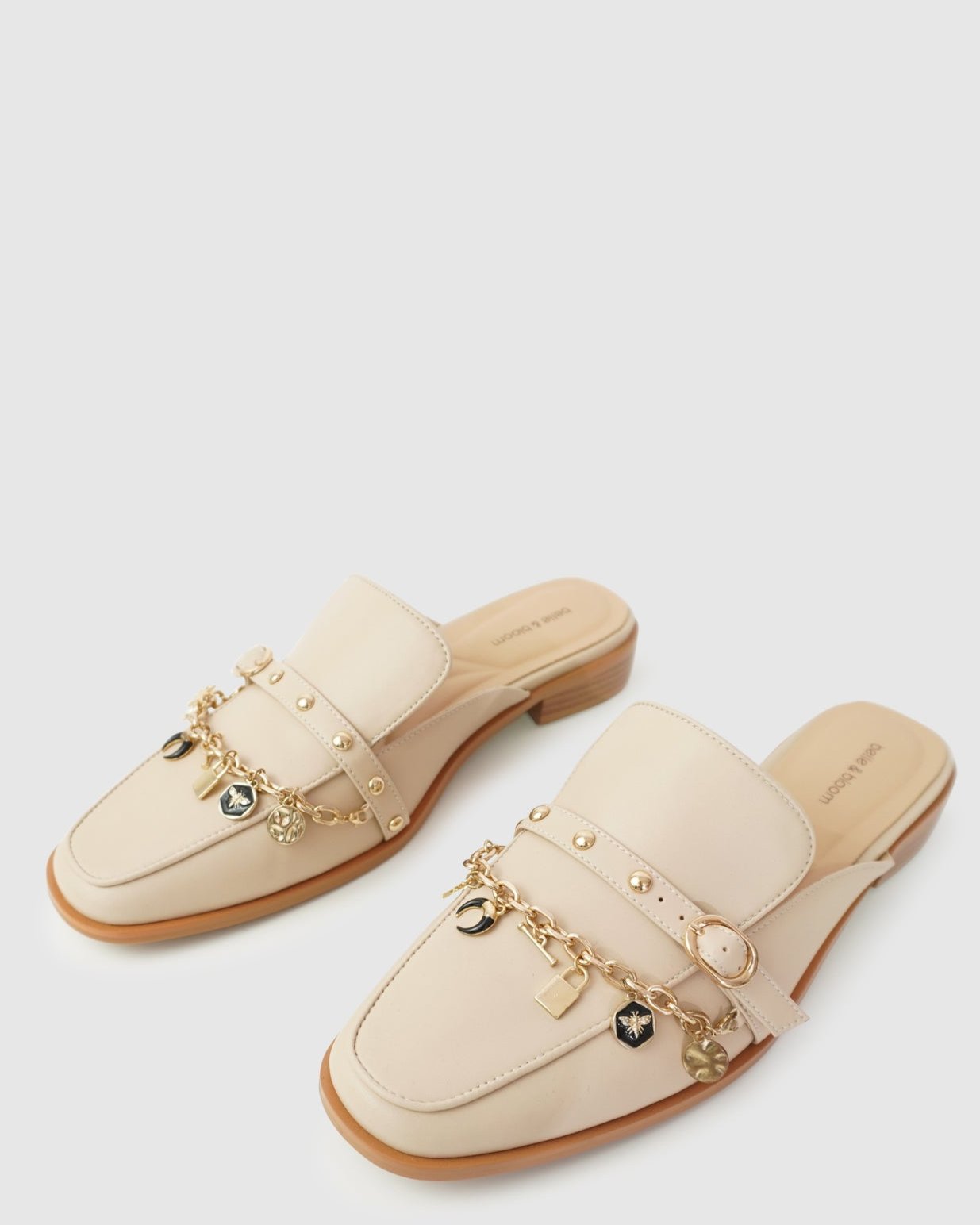 Women | How It Feels Charm Loafer Mule | Sand