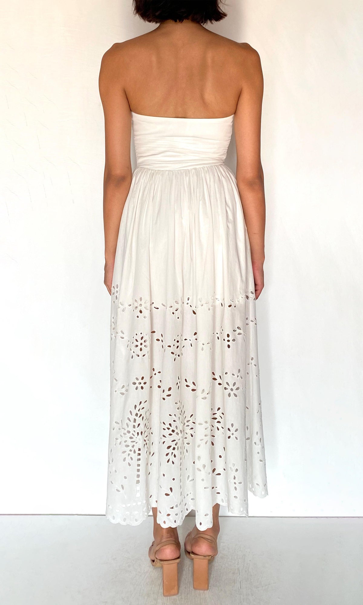 Hemant And Nandita | Bagh Cotton Ruched Bodice Midi Dress | White