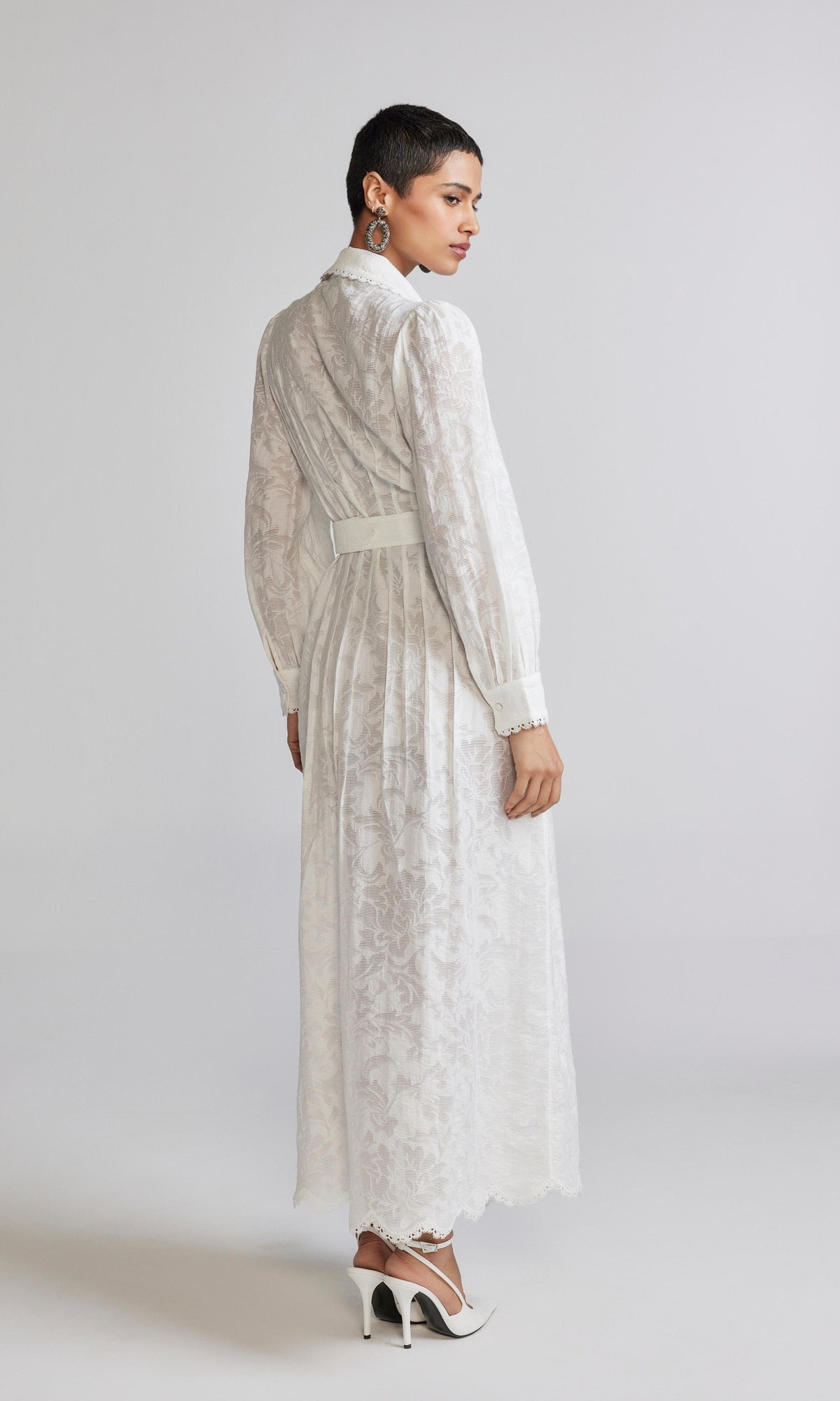 Hemant And Nandita | Ilara Viscose Nylon Jacquard Long Shirt Dress With Buckle Belt And Slip | White