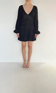 Hemant And Nandita | Inv Viscose Aztec Self Crepe V Neck Shot Dress | Black