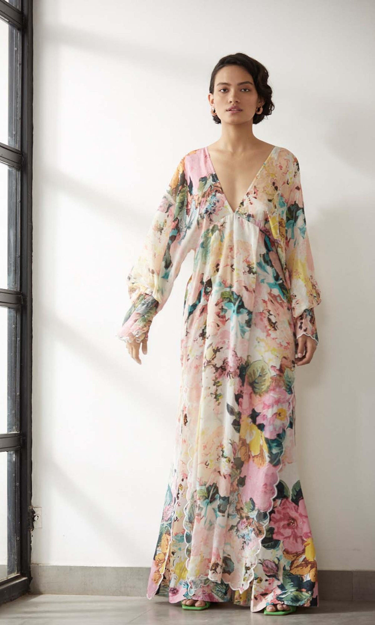 Womens | Teien Viscose Crepe Flower Jacquard Kaftan | Pastel