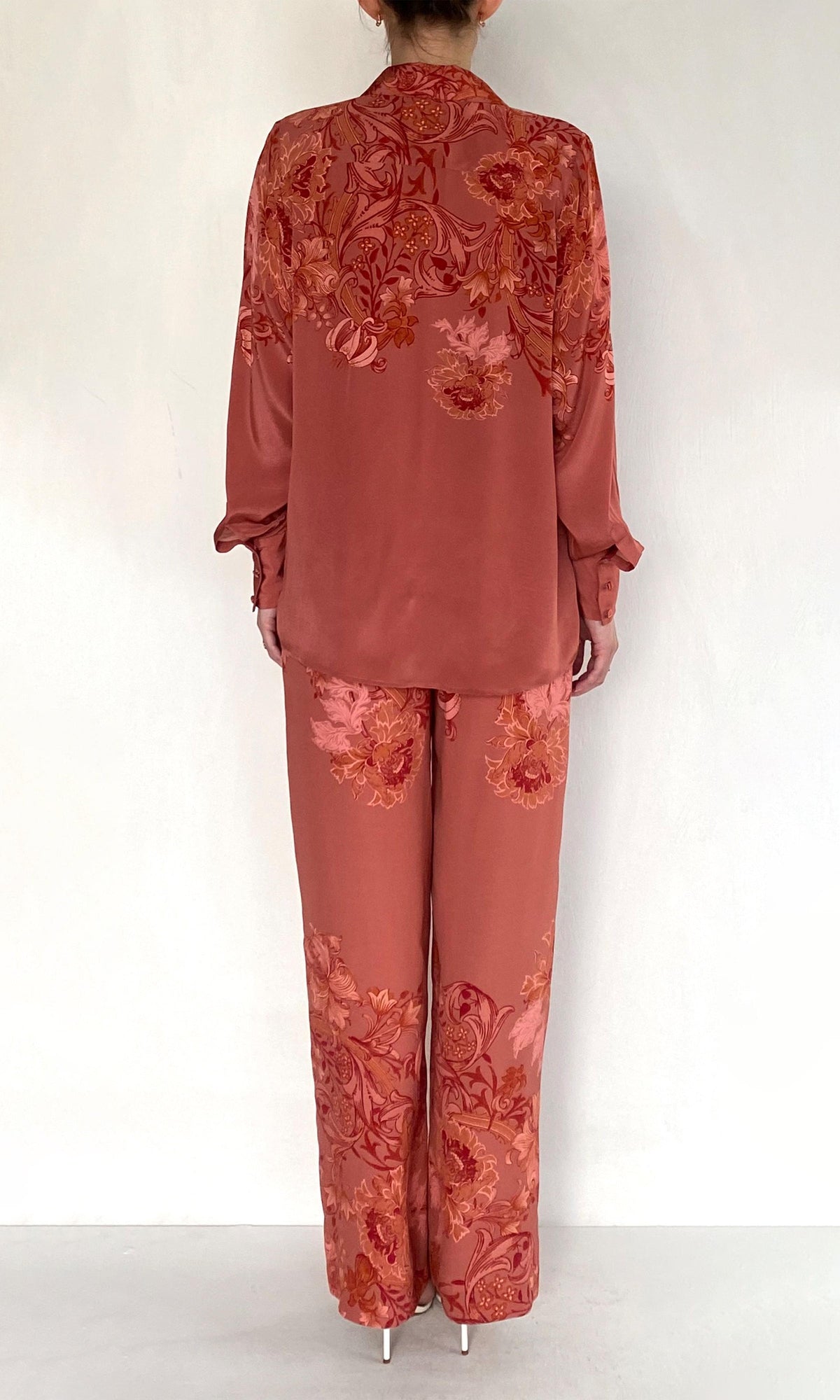Hemant And Nandita | Vine Viscose Natural Crepe Oversized Shirt | Coral