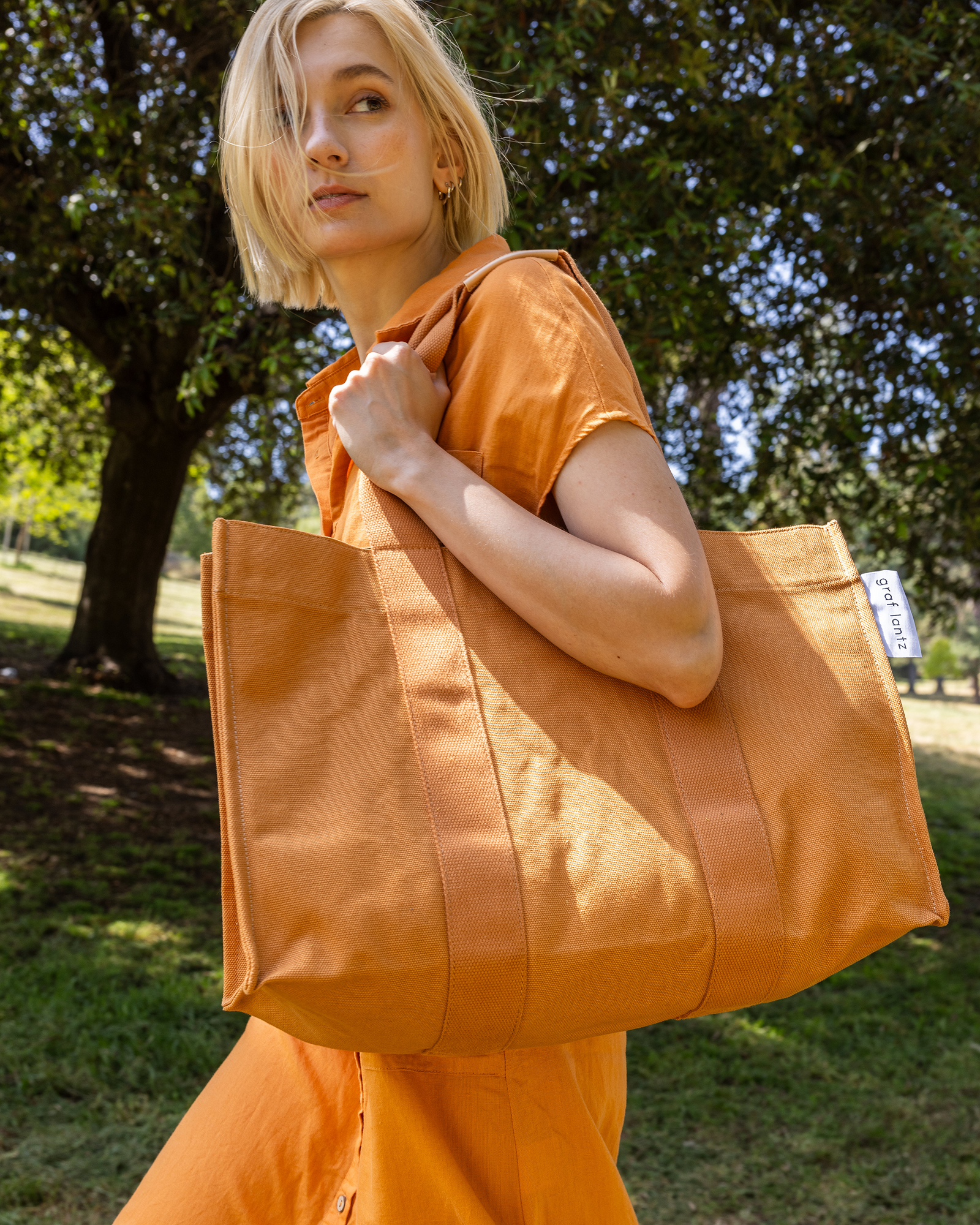 Hako Cotton Canvas Tote | Caramel Canvas