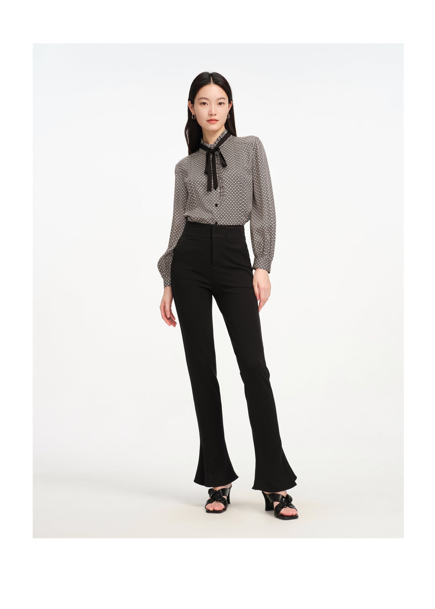 High-waisted Bootcut Pants | Black