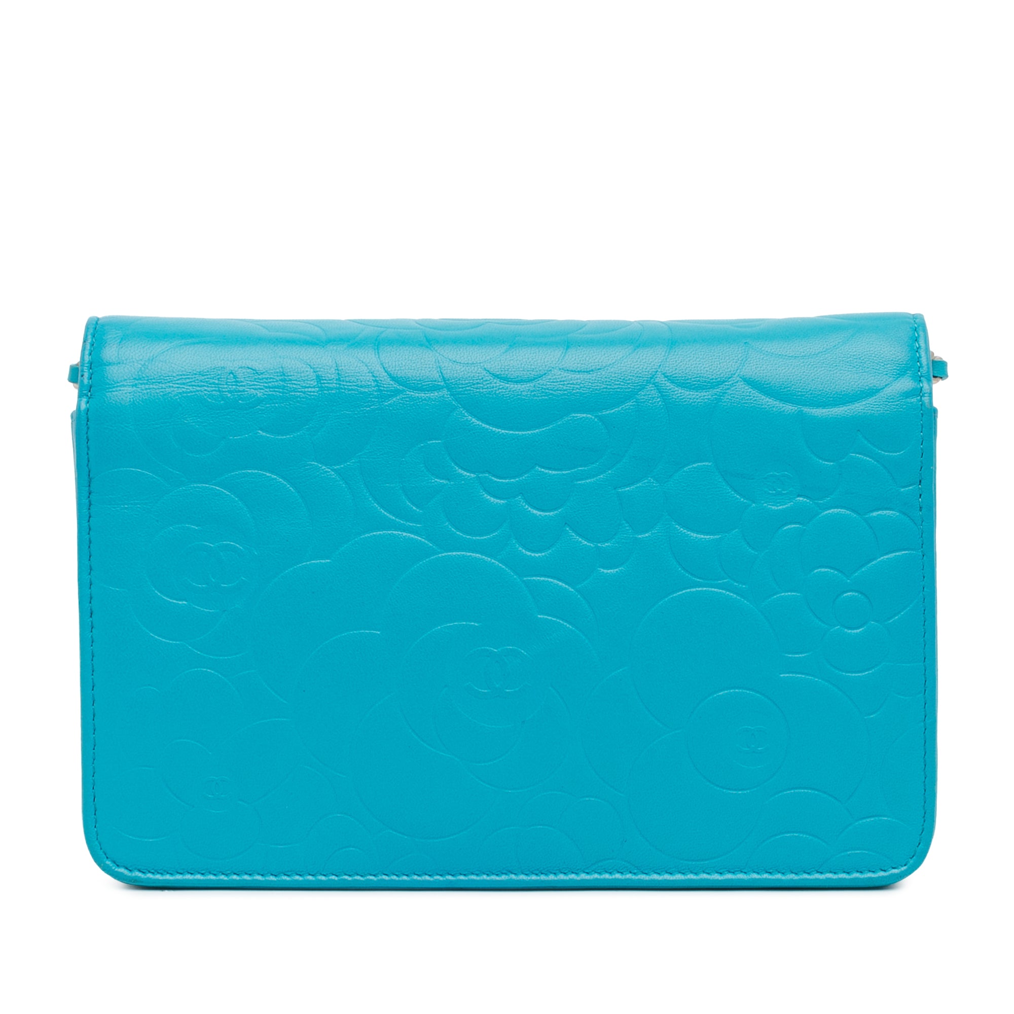 Chanel | Pre-Owned Lambskin Camellia Embossed Wallet On Chain | Blue/Aqua
