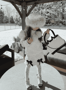 Girl | The Kat Handbag | White x Black