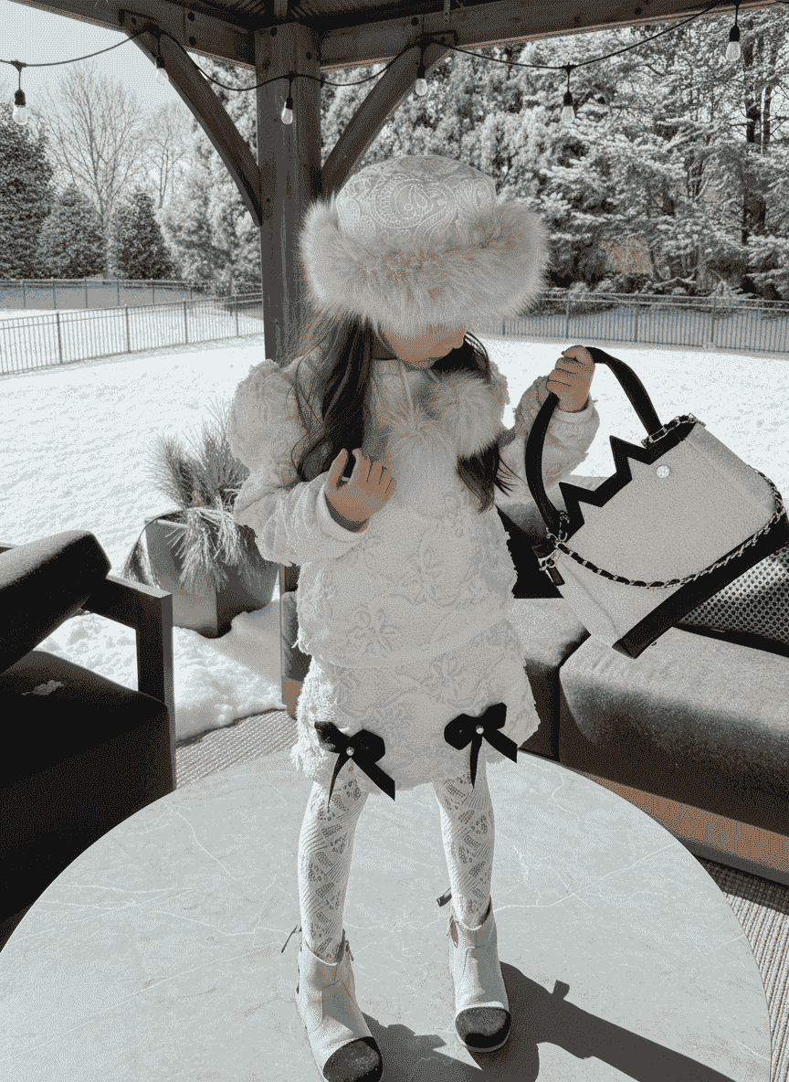 Girl | The Kat Handbag | White x Black