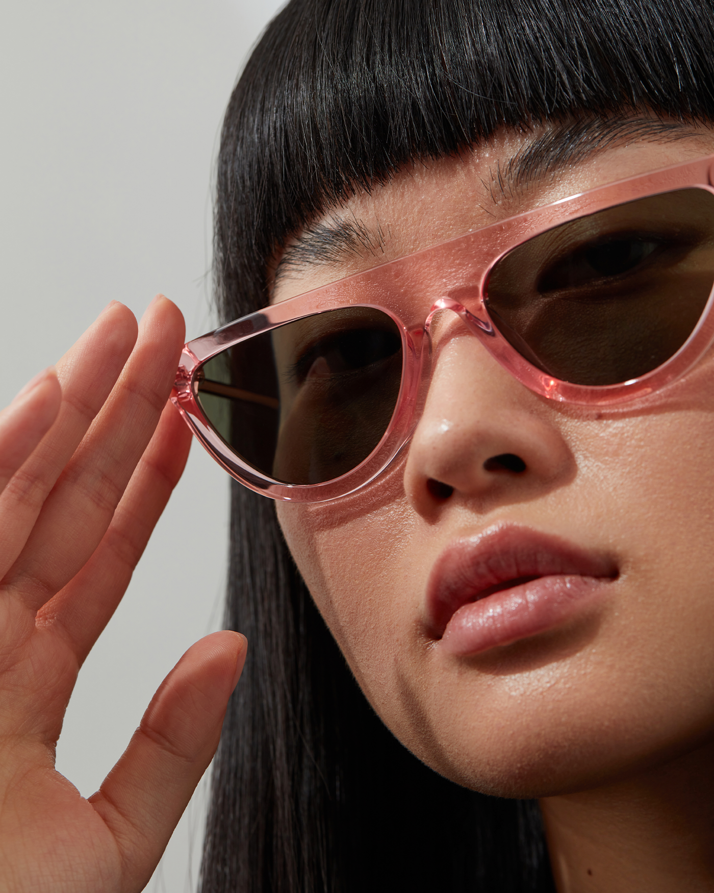 The Brow Sunglasses | Pink | Green Lenses
