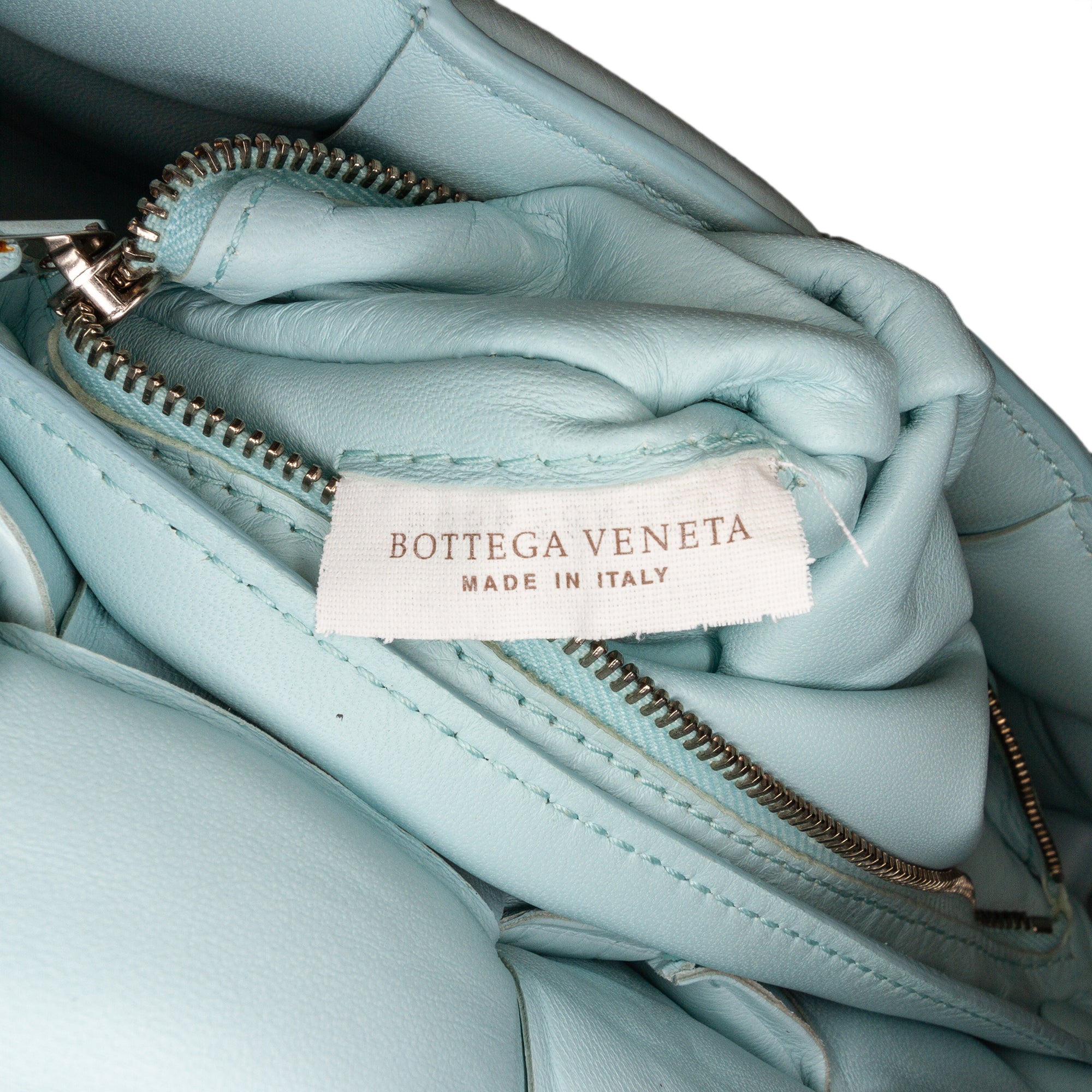 Bottega Veneta Pre-Owned Calfskin Intrecciato Padded Cassette Crossbody | Women | Blue x Light Blue (V2)