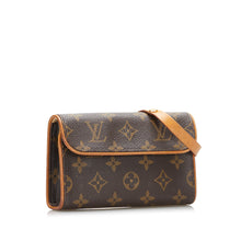 Louis Vuitton Pre-Owned Monogram Pochette Florentine | Women | Brown