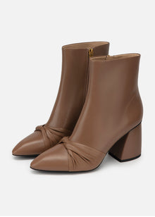Knotted Toe Boots | Brown
