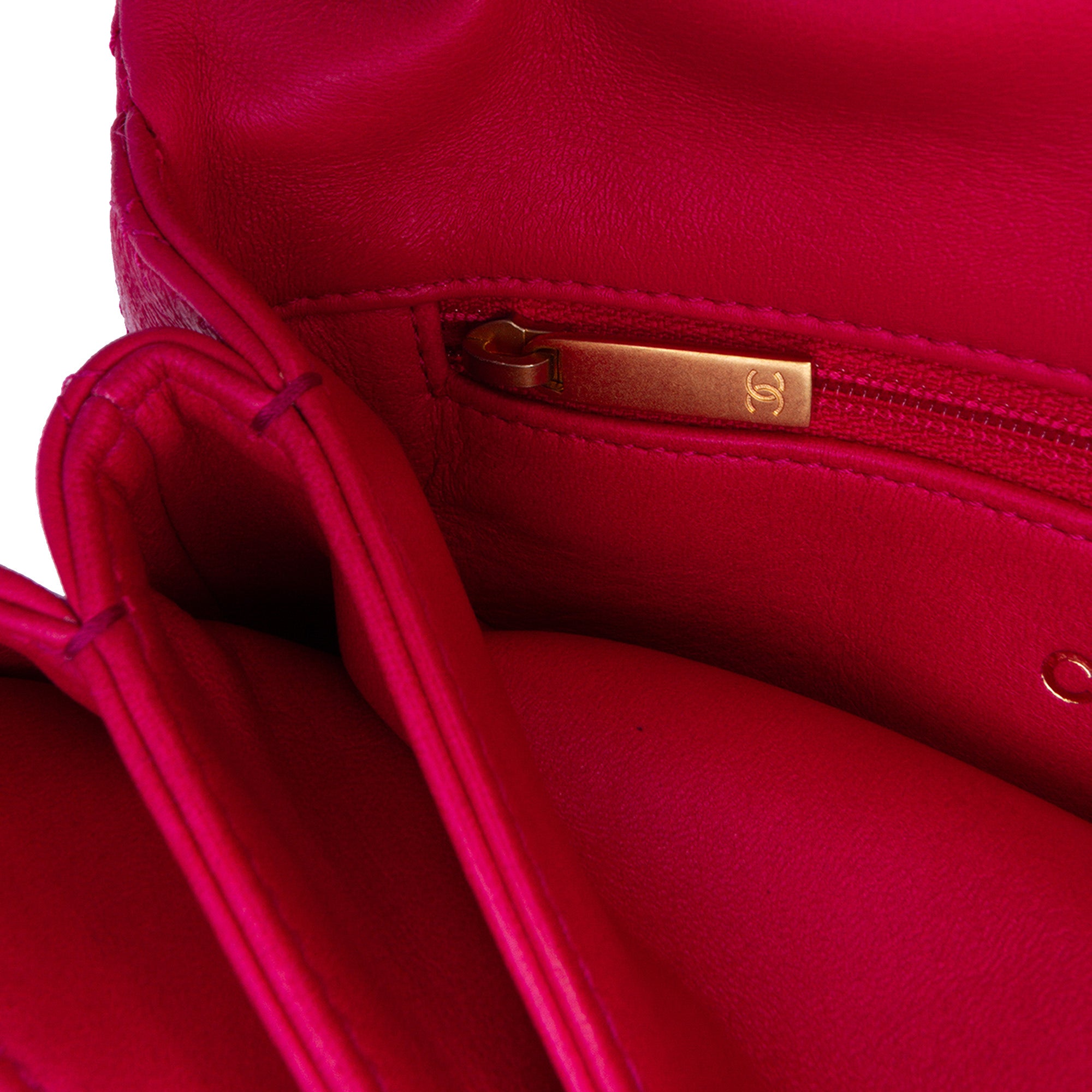 Chanel | Pre-Owned Small Quilted Lambskin On And On Chain Flap - II | Pink/Dark Pink