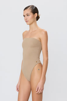 KAIA ONE PIECE - ETERNE