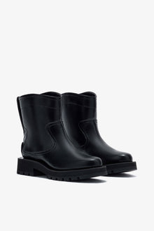 Low Boots in Oleatex | Black
