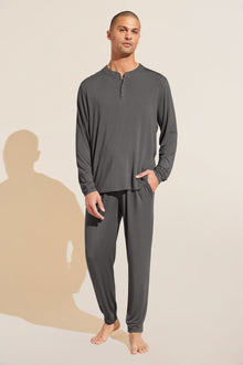 Model wears Henry TENCELâ„¢ Modal Long PJ Set in Storm Gray.