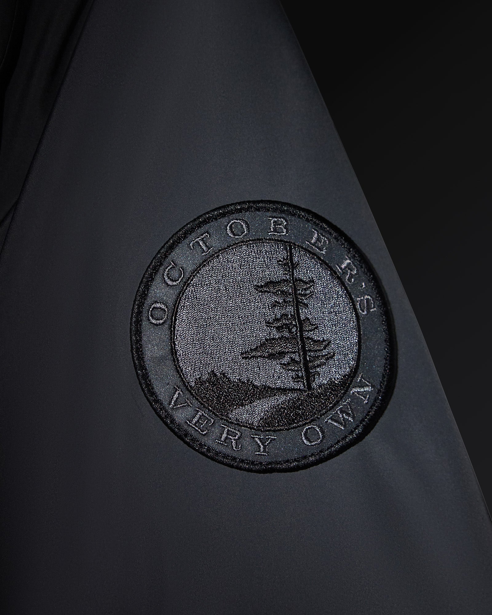 Mens | Tri-Badge Hiking Shell | Grey