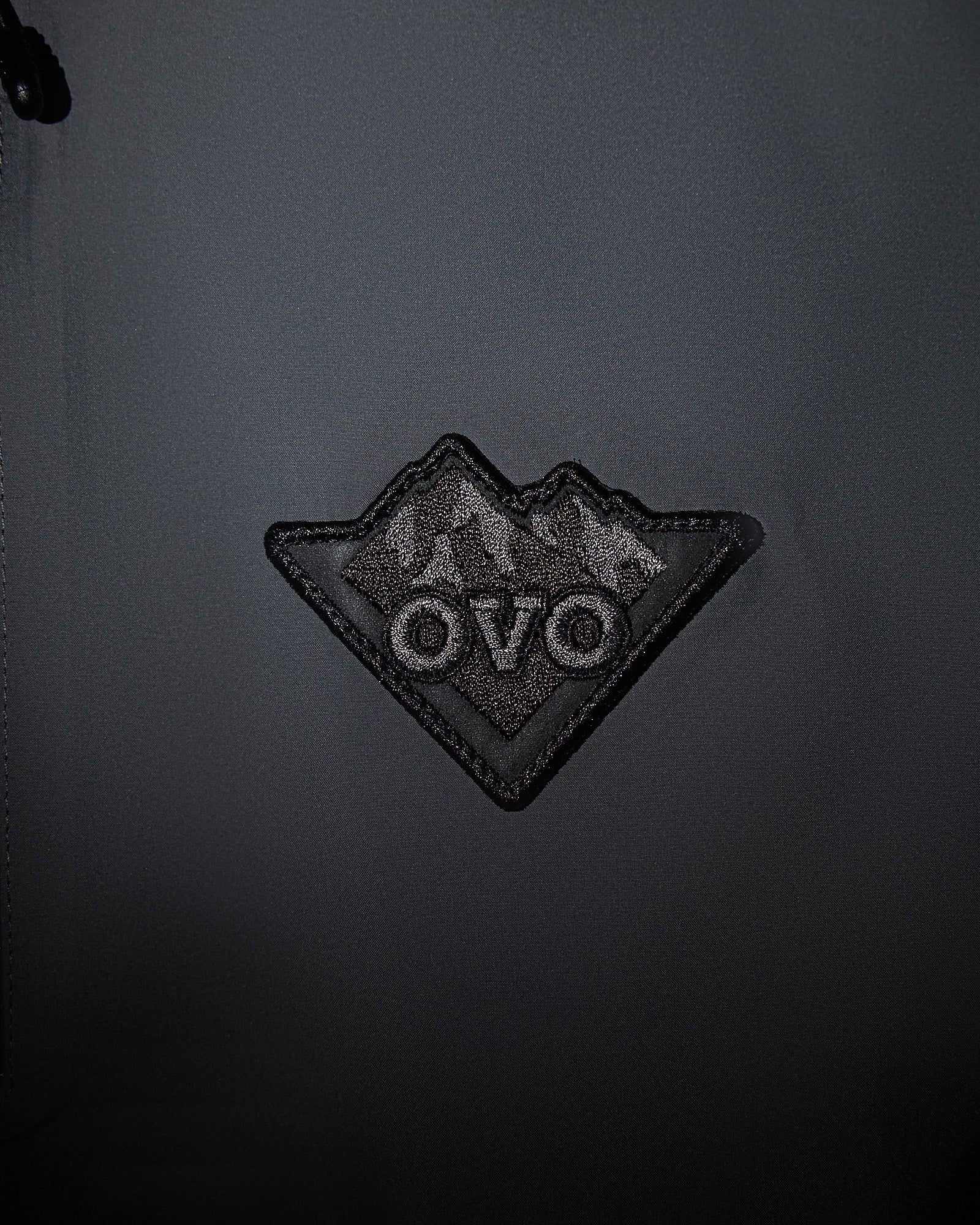 Mens | Tri-Badge Hiking Shell | Grey