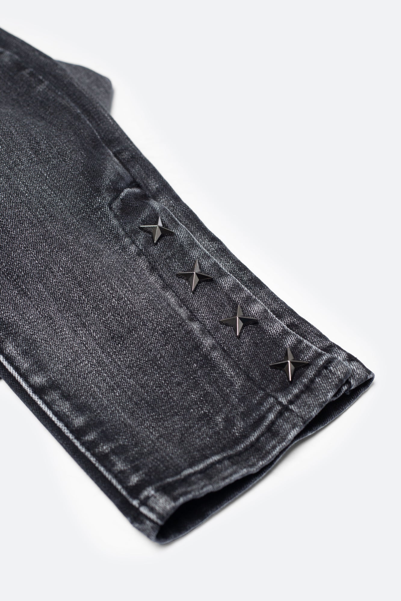 M588 Snap Slim Denim | Washed Black