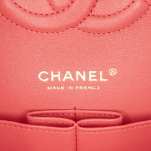 Chanel | Pre-Owned Medium Classic Chevron Lambskin Double Flap | Red/Indian Red
