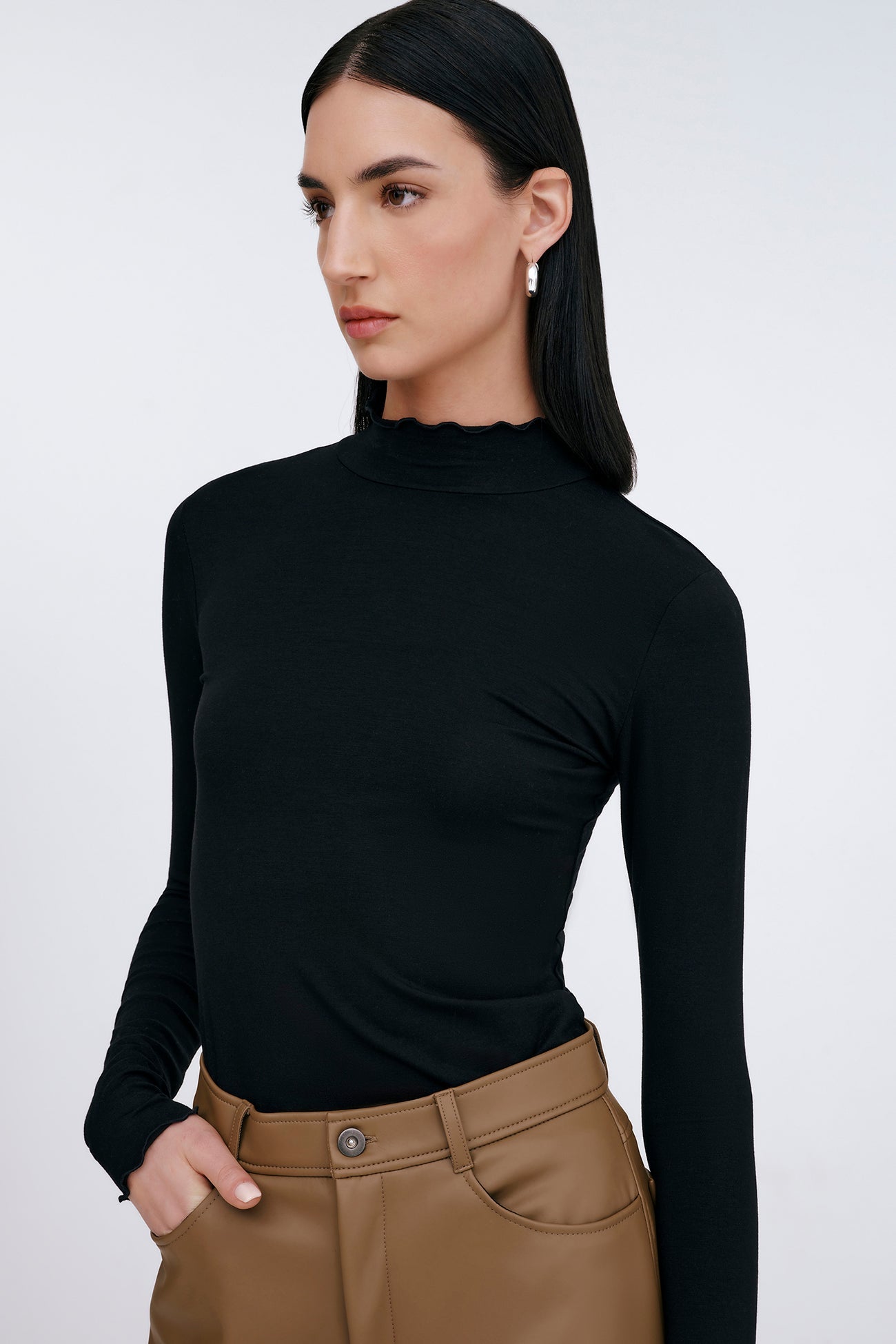 Forsythe Turtleneck | Black