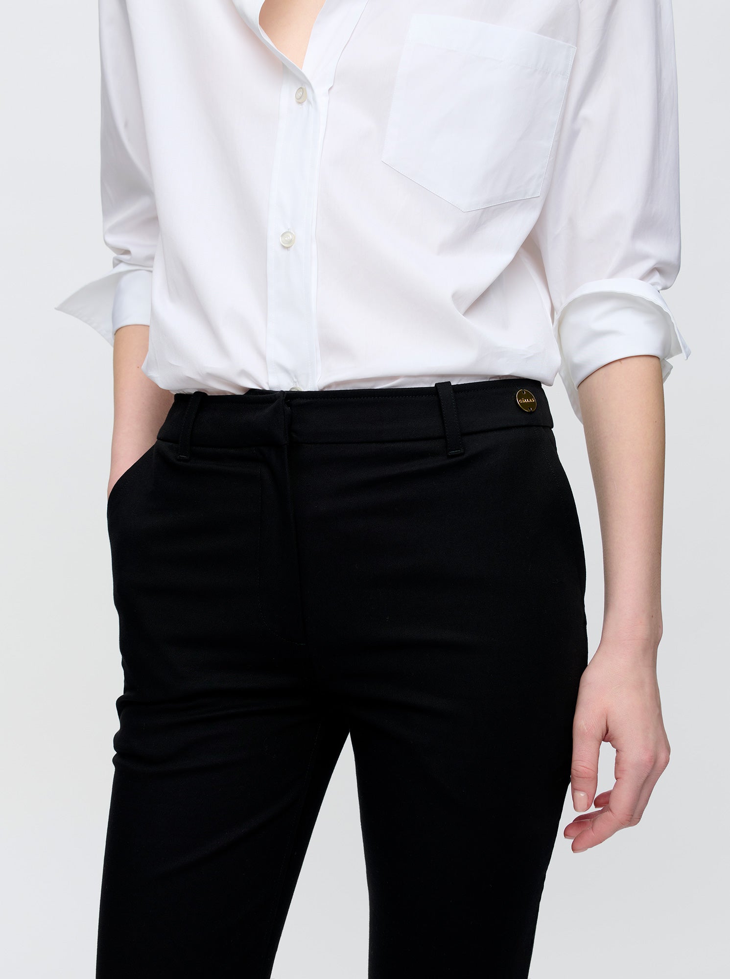 Mila Cropped Pant | Black