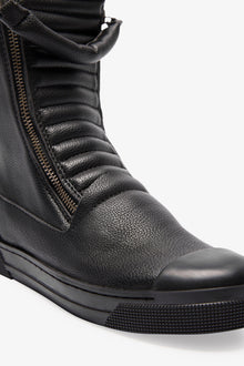 Karma Vegan Boots | Black