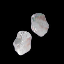 Wynona Earrings | Silver | Mother of Pearl