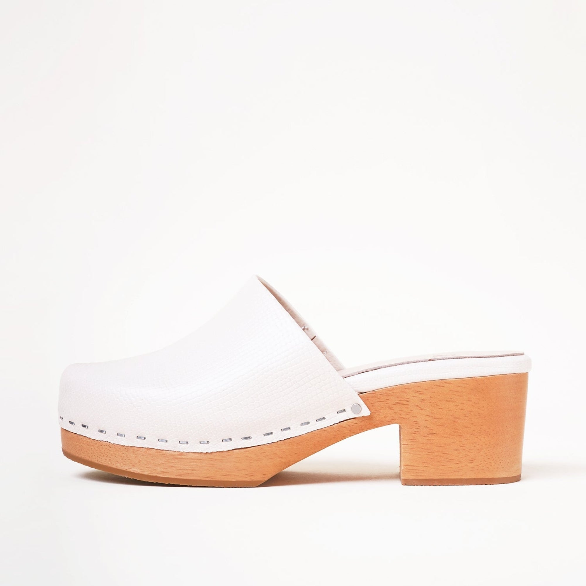 Martino Low Heel Wooden Clog | Tejus Buff