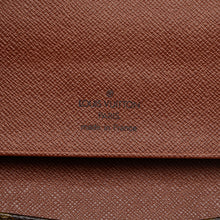 Louis Vuitton Pre-Owned Monogram Pochette Rabat 23 | Women | Brown