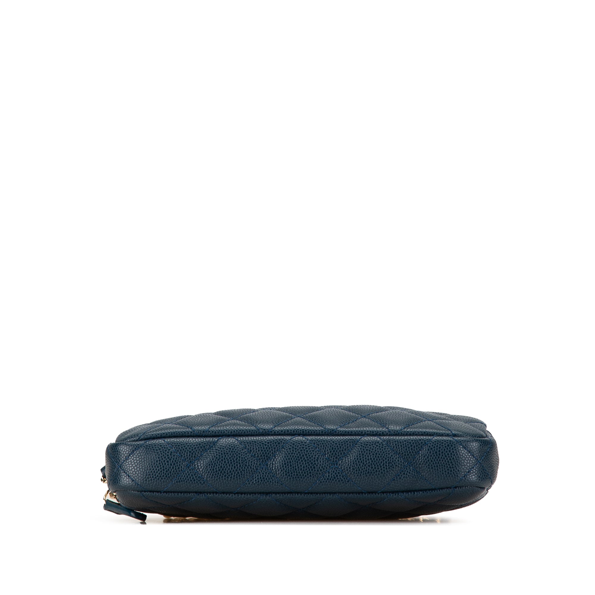 Chanel | Pre-Owned Quilted Caviar Clutch with Chain | Blue/Navy