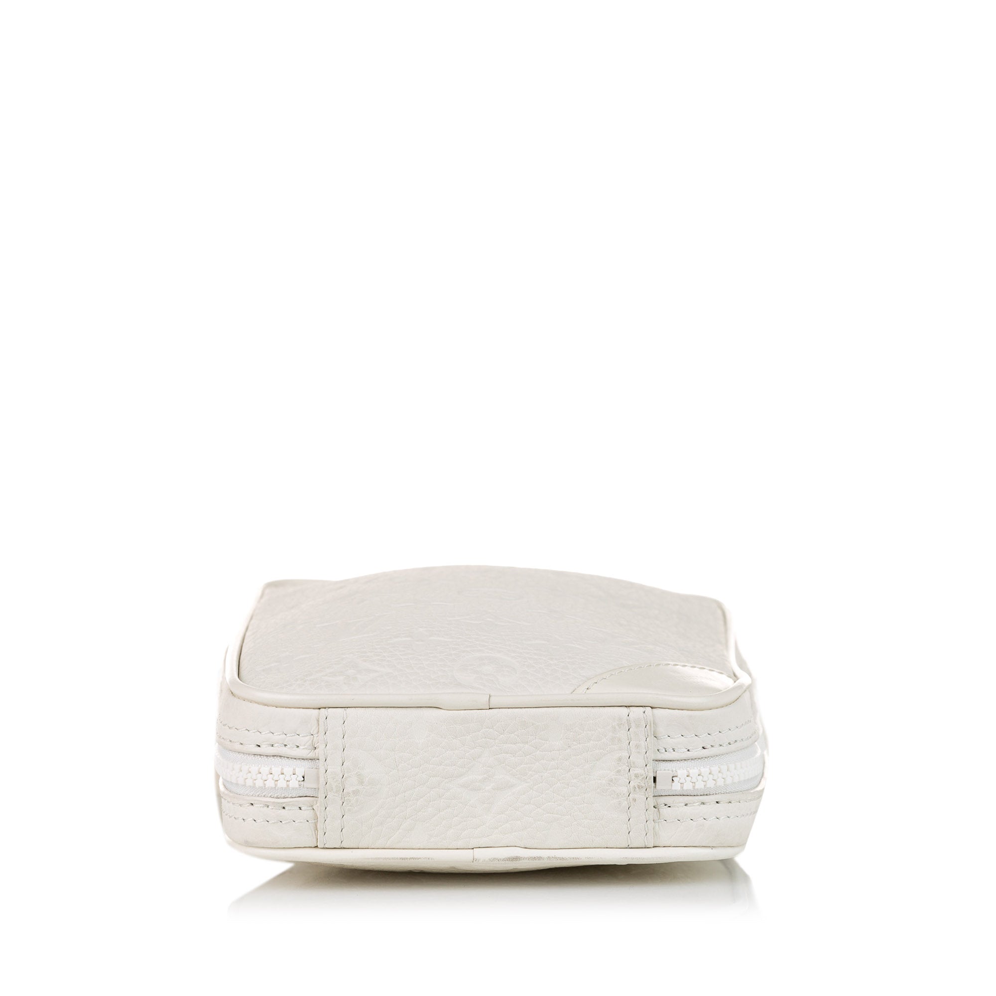 Louis Vuitton | Pre-Owned Monogram Taurillon Utility Side - I | White