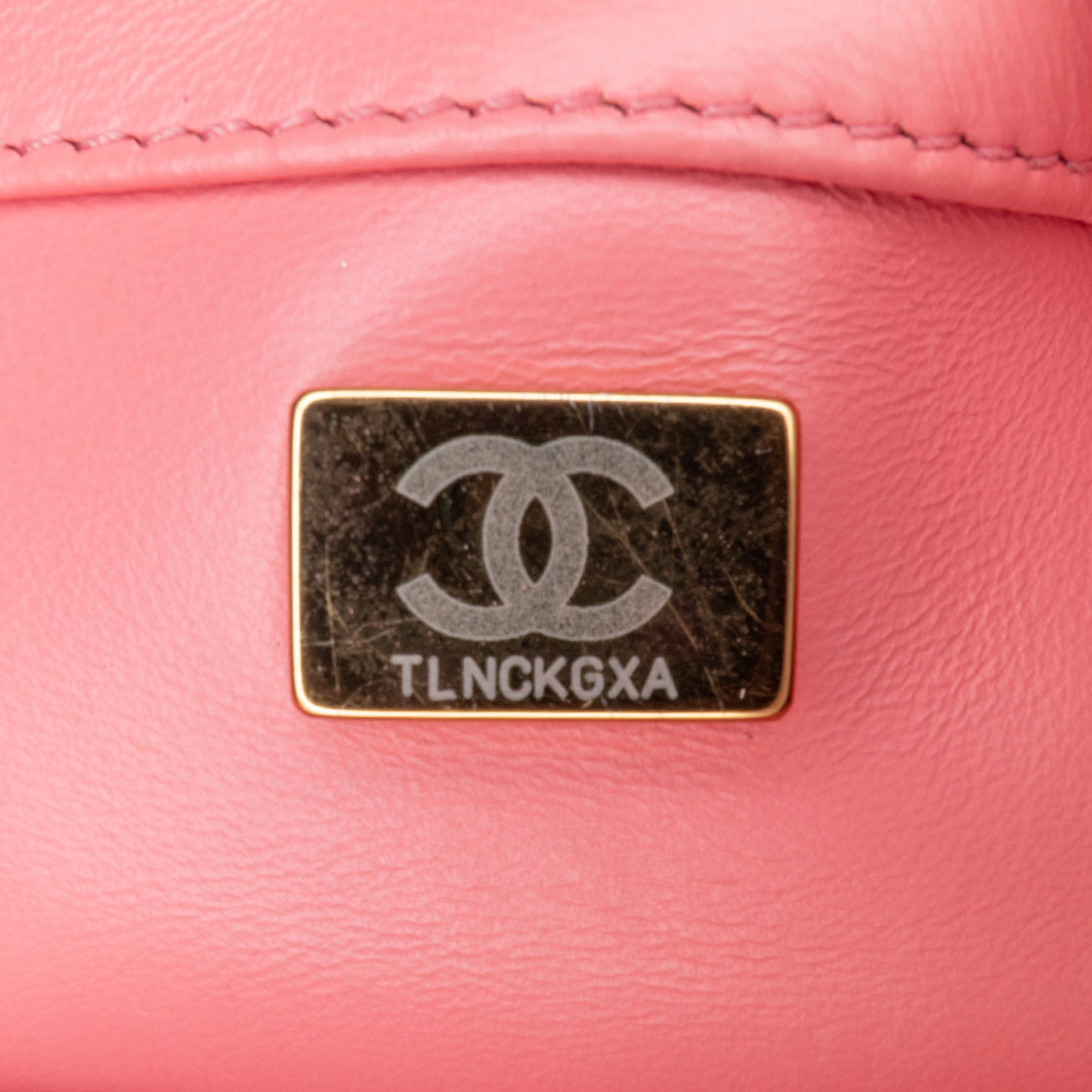 Chanel | Pre-Owned Mini Lambskin Pending CC Flap | Pink