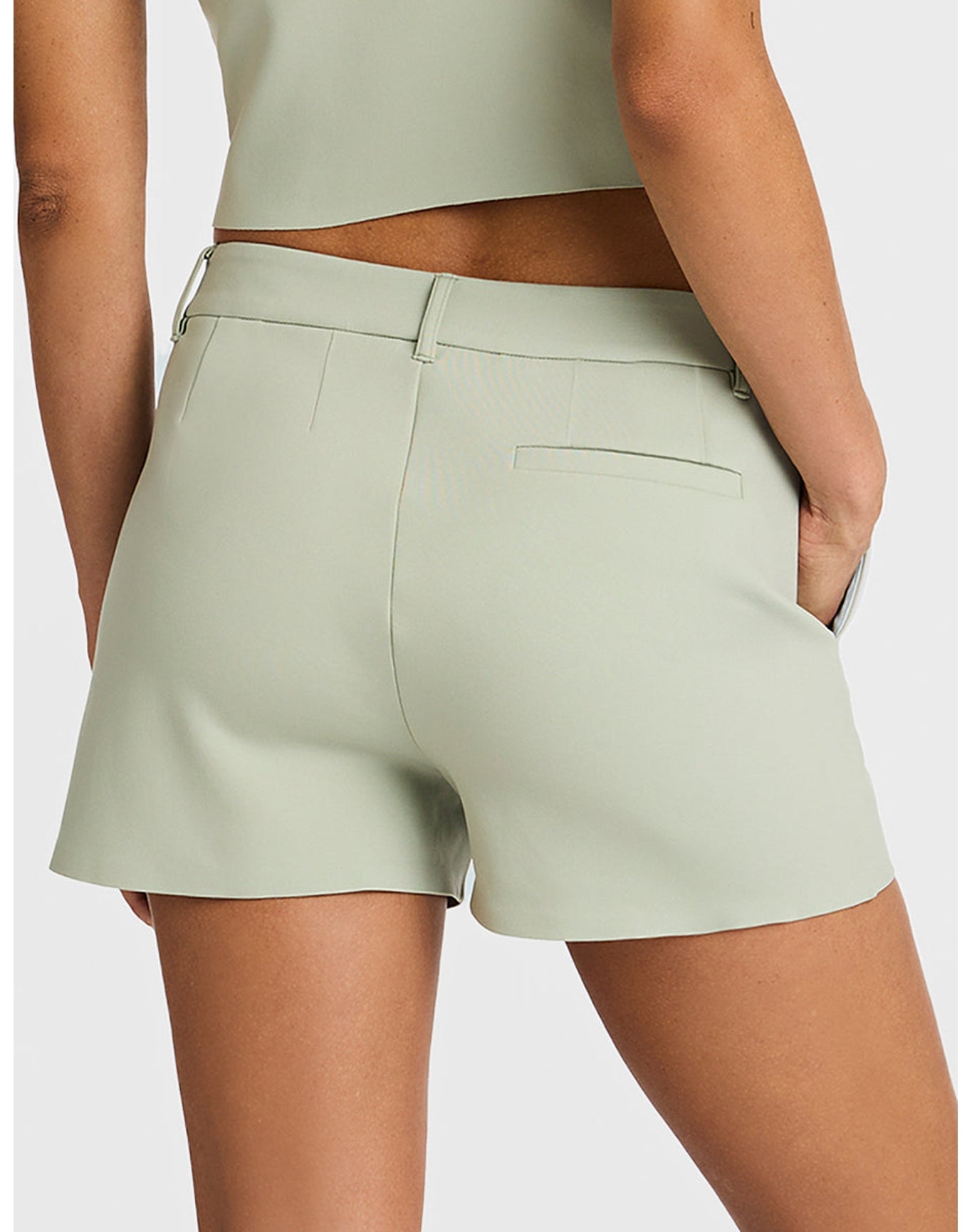 Neoprene CEO Tailored Short | Pistachio
