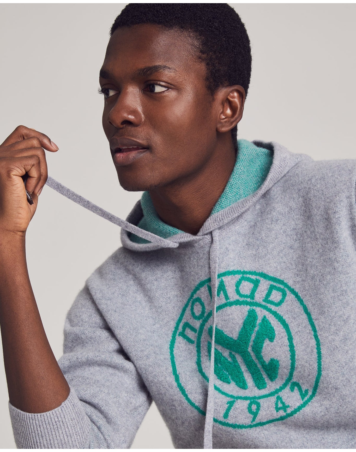 Nomad1942 | Men | Chester Thick Cashmere Hoodie | Cobblestone