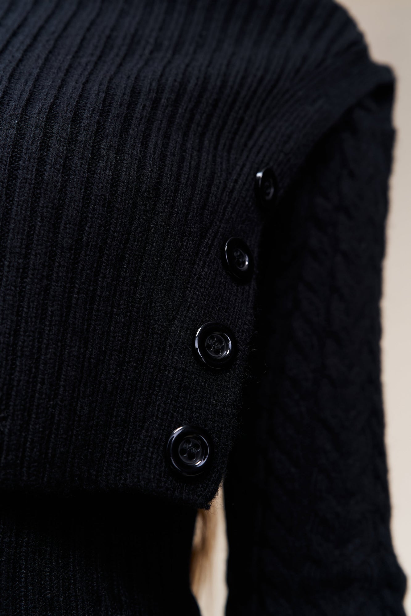 Womens | Luretta Sweater | Black