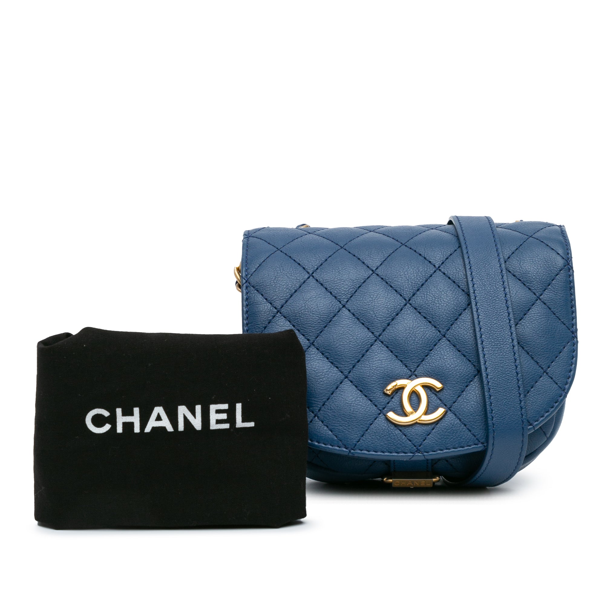 Chanel | Pre-Owned Quilted Grained Calfskin Casual Trip Messenger | Blue