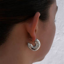 The Medium Silver Hailey Hoops | Silver Vermeil