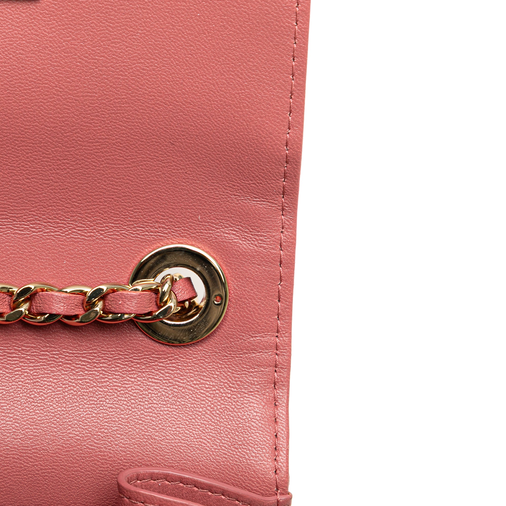 Chanel | Pre-Owned Mini Chevron Lambskin Trendy CC Chain Wallet | Pink